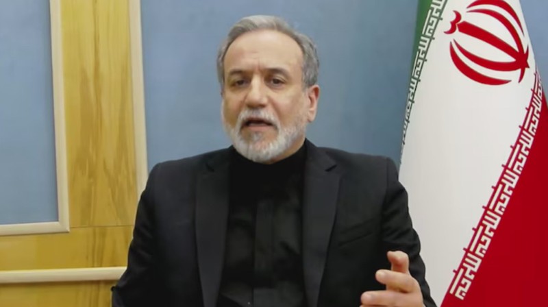 “两次都是谈判时袭击我们，非常痛苦的经历”