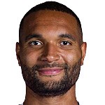  习惯成自然，约纳坦-塔赛前通道闹趣事；拜仁后卫本能转向旧地。 体育新闻