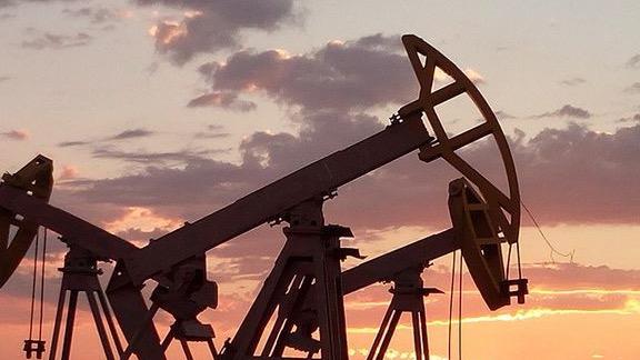  焦虑博弈与局势重塑：危机管理下的心理博弈机制 情感心理