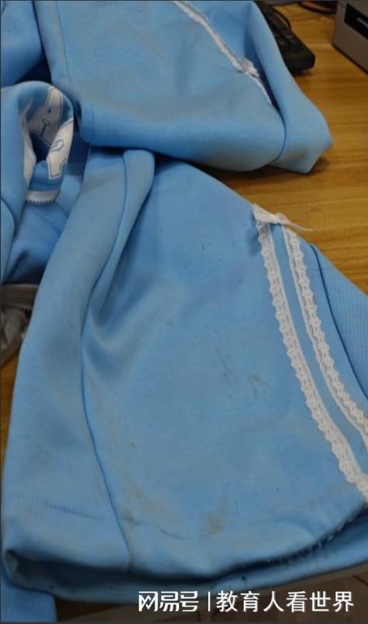  诚信失守的代价：一件演出服引发的家庭教育危机 教育招生