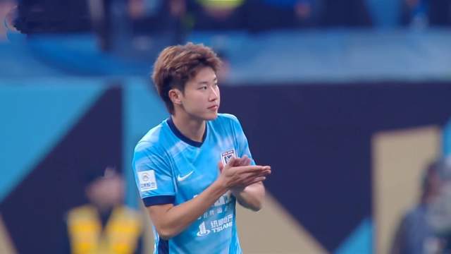  残阵破局：大连英博3-0完胜浙江的战术解码与技术复盘 体育新闻